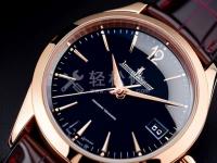 沛納海手表玻璃鏡面損壞。