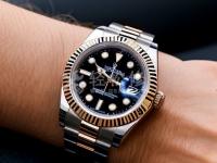 迪奧手表需要手動(dòng)上弦嗎