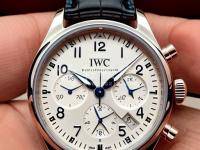 蕭邦手表秒針回位功能失效。