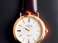 愛彼手表數(shù)字顯示屏損壞，怎么修