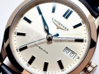 尊皇手表指針顏色褪色。