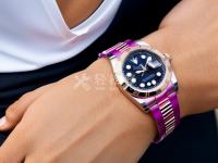 柏萊土手表玻璃鏡面損壞。