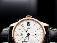 梵克雅寶手表秒針回位功能失效。