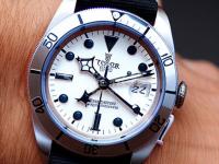 寶曼手表表帶發(fā)黑了怎么辦