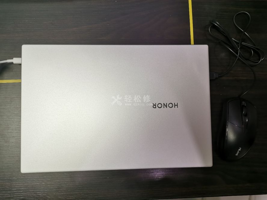 微星筆記本電腦無法正確識別連接的U盤設備，想如何解決？