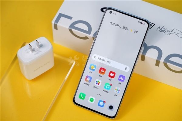 realme手機屏幕變成黑白色怎么恢復 realme手機屏幕變成黑白色怎么恢復
